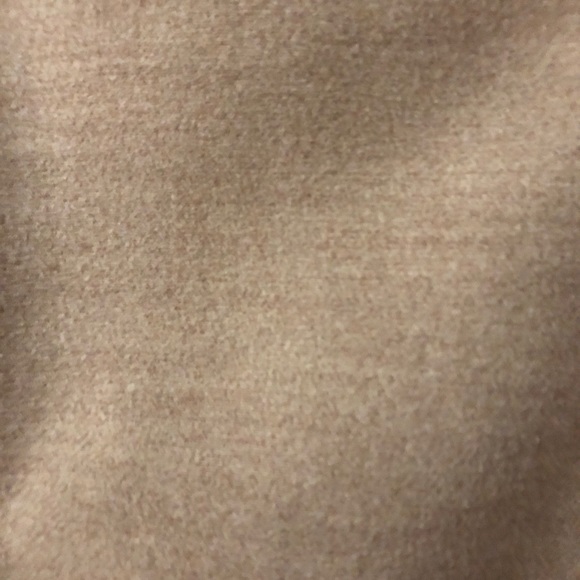 Light tan coat - Picture 4 of 5